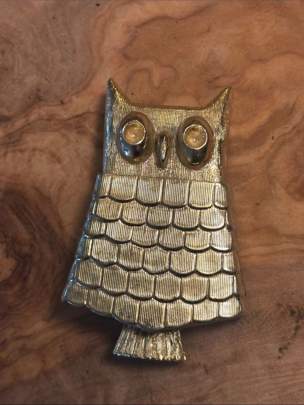 Vintage AVON Gold Owl Brooch Pin